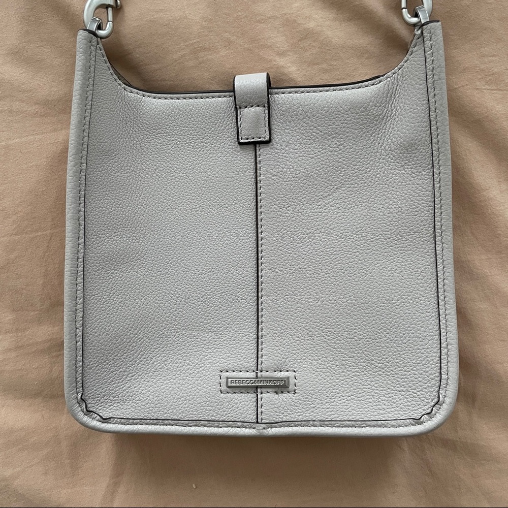 HOST PICK 💥 1 of a Kind Rebecca Minkoff Bag - Picture 5 of 9